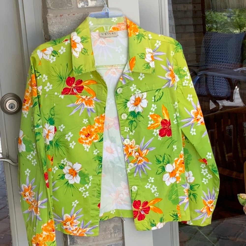 ❣️ BEAUTIFUL LIGHT WEIGHT  SHIRT JACKET.